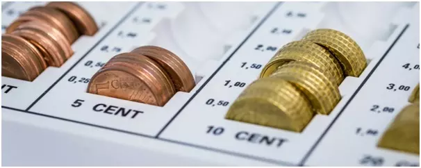 Almost empty change tray, illustrating a case study about a company with a profitability problem